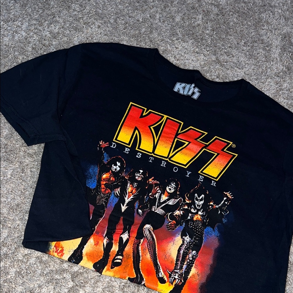 Kiss Black Graphic Tee with Yellow-Red Logo and Orange Flames
